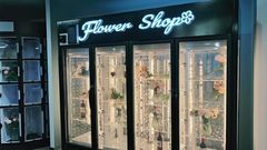 ताजे फूल वेंडिंग मशीन, फ्रिज में पारदर्शी लॉकर।