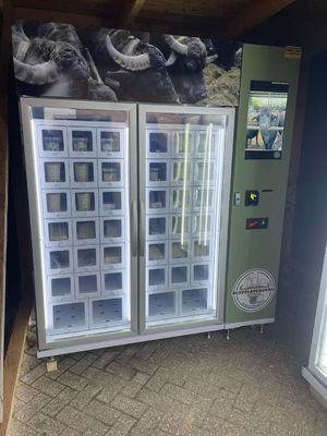 अपने डेयरी व्यवसाय में क्रांति लाएं: रेफ्रिजरेशन के साथ चीज़ वेंडिंग मशीन