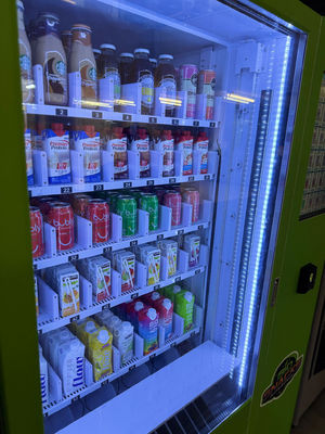 W1280mm*D830mm*H1930mm सेल्फ सर्विस वेंडिंग मशीनें, विश्वसनीय रीफिल आवृत्ति और उच्च यातायात वाले क्षेत्रों के लिए मौसमरोधी